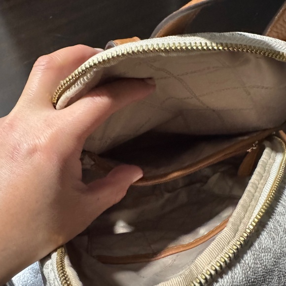 Michael kors backpack - Picture 4 of 7